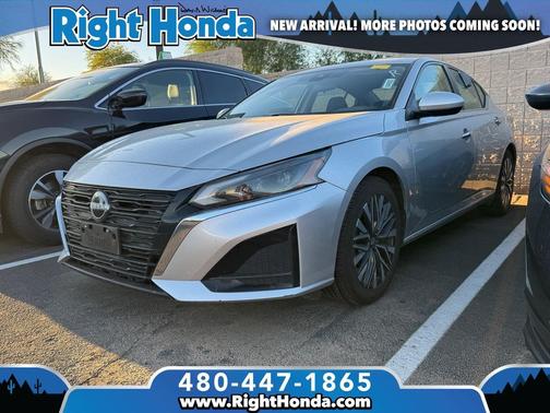 2023 Nissan Altima 2.5 SV