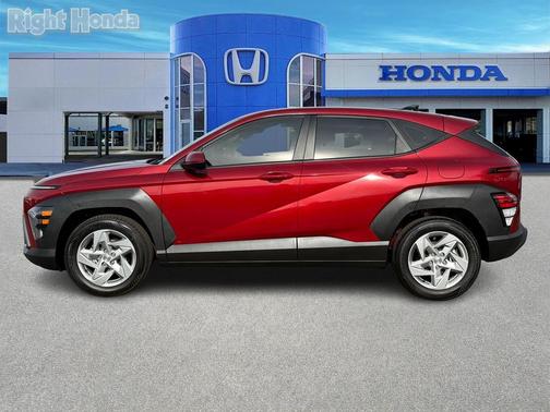 2025 Hyundai KONA SE