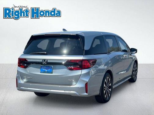 Solar Silver Metallic 2026 Honda Odyssey Elite