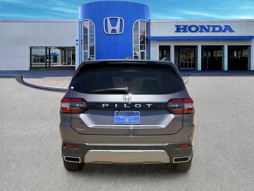 Modern Steel Metallic 2026 Honda Pilot EX-L