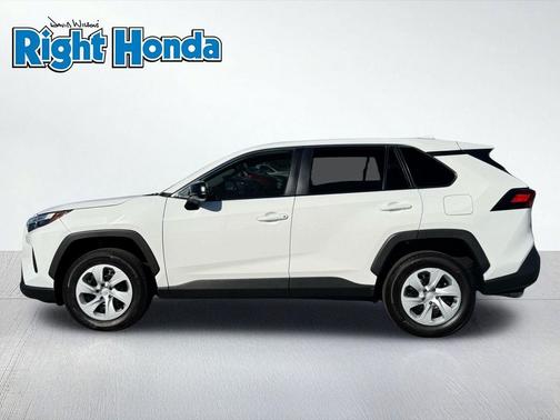 Ice 2025 Toyota RAV4 LE