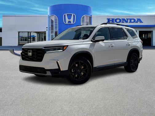 2025 Honda Pilot Touring 8-Passenger