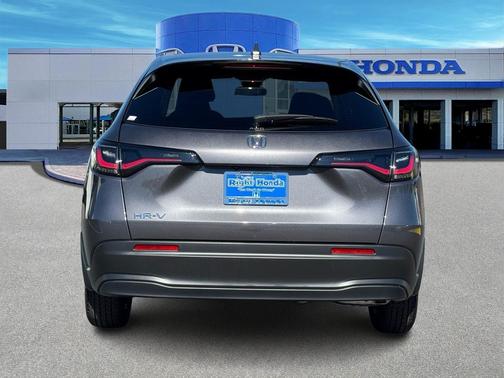 2026 Honda HR-V LX