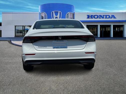 2025 Honda Accord LX 1.5T