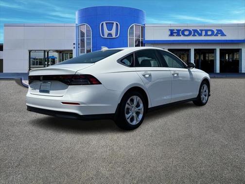 2025 Honda Accord LX 1.5T