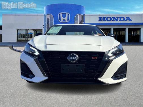 2024 Nissan Altima SR FWD