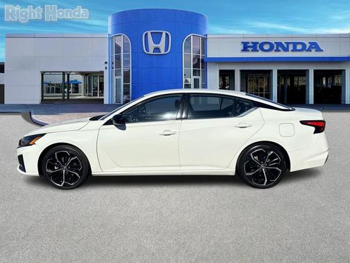 2024 Nissan Altima SR FWD