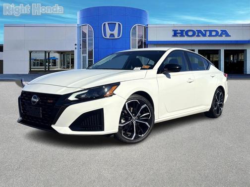 2024 Nissan Altima SR FWD