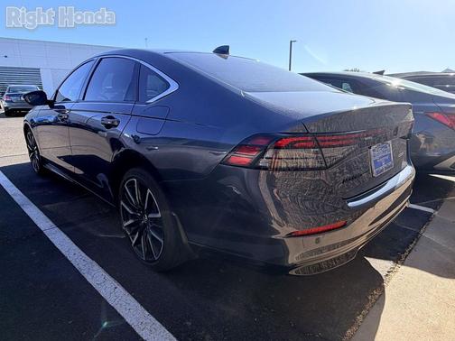 Gold 2023 Honda Accord Hybrid Touring