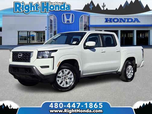 2023 Nissan Frontier SV