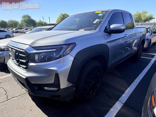 Lunar Silver Metallic 2023 Honda Ridgeline RTL-E