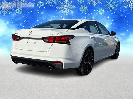 2024 Nissan Altima SR FWD