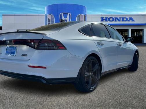 2025 Honda Accord Hybrid Base