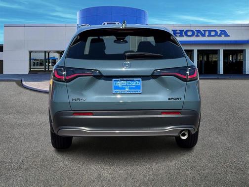 2026 Honda HR-V 2WD Sport