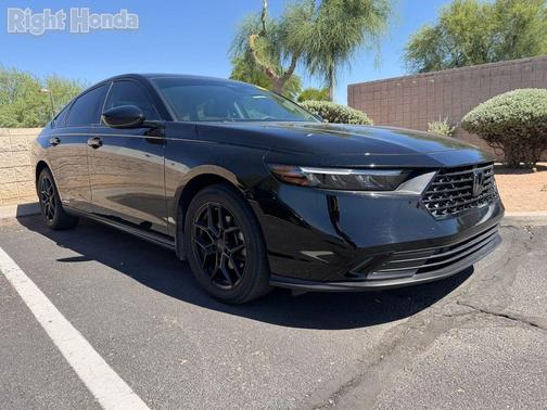 Crystal Black Pearl 2025 Honda Accord SE