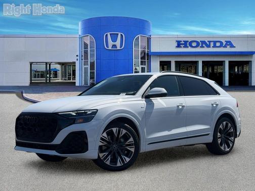 Glacier White 2025 Audi Q8 55 Premium Plus