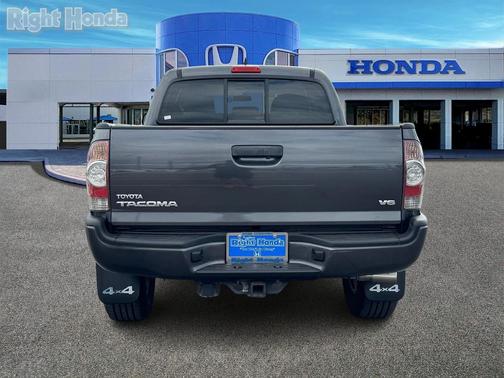 2015 Toyota Tacoma Base