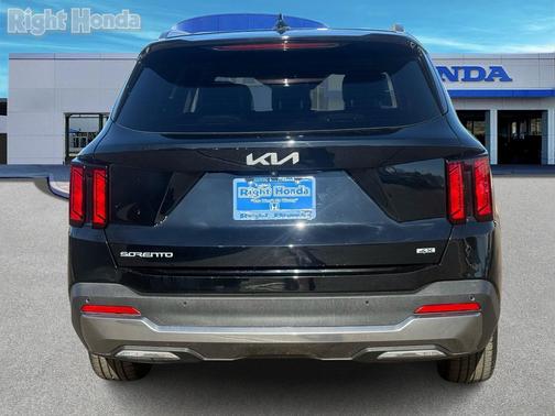 2024 Kia Sorento S