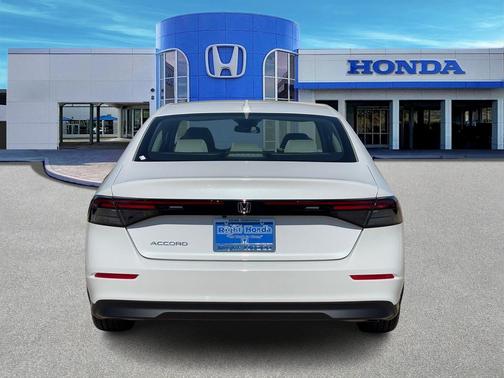 2025 Honda Accord LX 1.5T