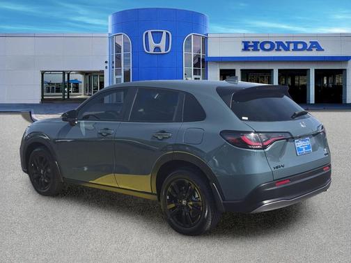 Misty Green Pearl 2027 Honda HR-V Sport