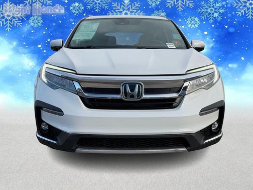 2022 Honda Pilot Touring 8-Passenger