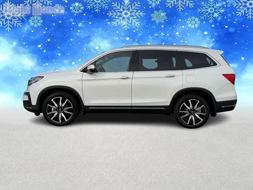 2022 Honda Pilot Touring 8-Passenger