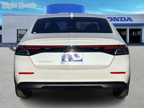 2025 Honda Accord LX 1.5T