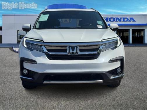 2022 Honda Pilot Touring 8-Passenger