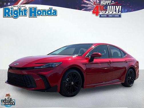 Ice 2025 Toyota Camry SE