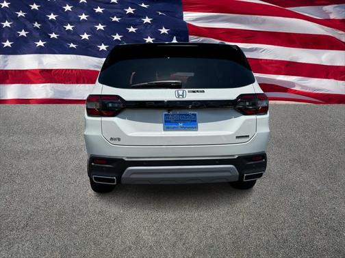 2025 Honda Pilot Touring 8-Passenger