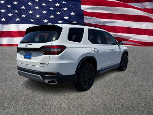 2025 Honda Pilot Touring 8-Passenger