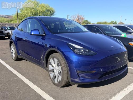 Deep Blue Metallic 2024 Tesla Model Y Long Range Dual Motor All-Wheel Drive