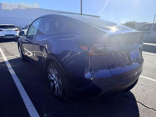 Deep Blue Metallic 2024 Tesla Model Y Long Range Dual Motor All-Wheel Drive