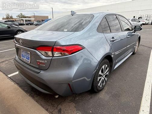 2022 Toyota Corolla Hybrid LE