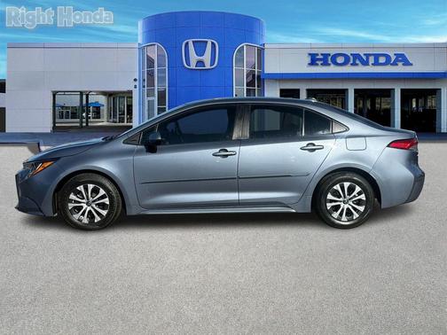 2022 Toyota Corolla Hybrid LE