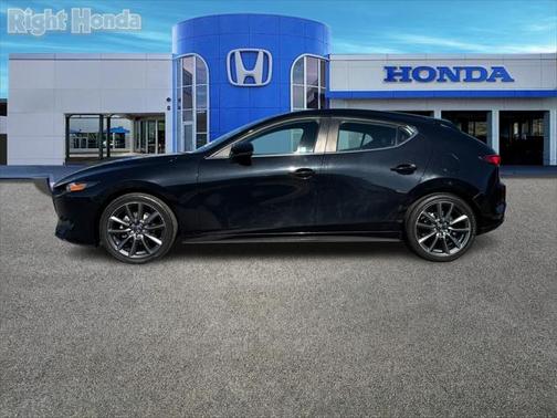 2023 Mazda Mazda3 FWD w/Preferred Package
