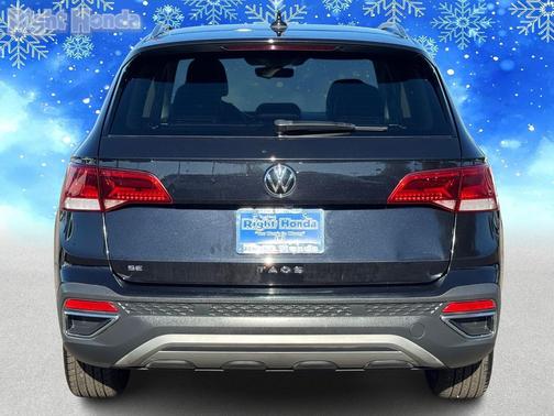 2024 Volkswagen Taos 1.5T SE