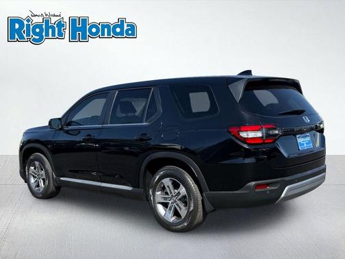 Crystal Black Pearl 2024 Honda Pilot EX-L