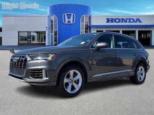 2024 Audi Q7 45 Premium Plus