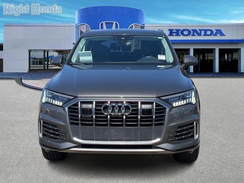 2024 Audi Q7 45 Premium Plus
