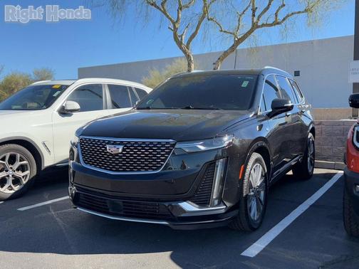 2022 Cadillac XT6 Premium Luxury FWD