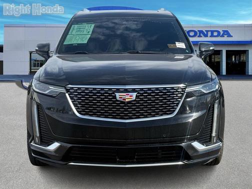2022 Cadillac XT6 Premium Luxury FWD