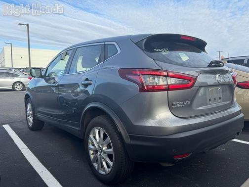 2022 Nissan Rogue Sport S