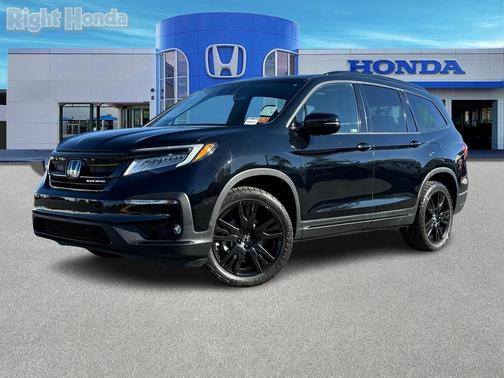 2022 Honda Pilot AWD Black Edition