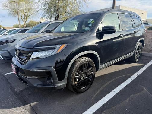2022 Honda Pilot AWD Black Edition