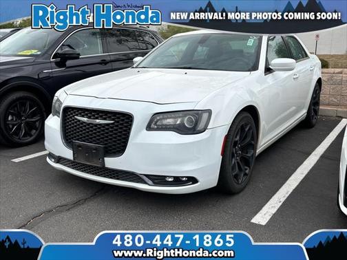 2019 Chrysler 300 S