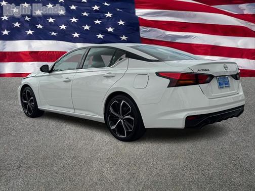 2024 Nissan Altima SR FWD
