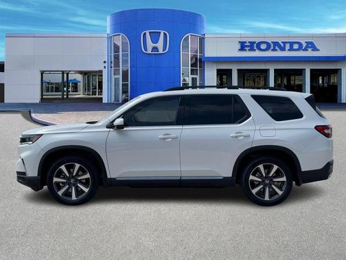 2025 Honda Pilot Touring 8-Passenger