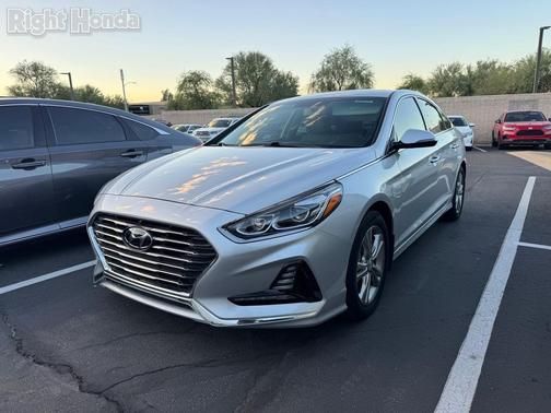 2018 Hyundai SONATA Limited