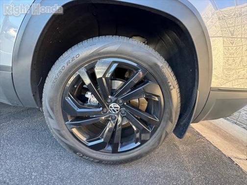 2021 Volkswagen Atlas 3.6L SE w/Technology